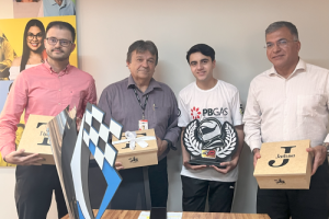 F1600: João Guimarães usa folga para visitar patrocinadores no Nordeste