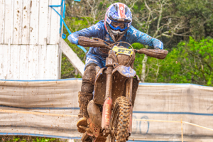 Após etapa paranaense, Team Rinaldi segue na liderança do Brasileiro de Enduro, na Elite e Open