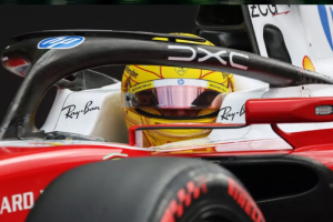 Após explosão contra a Ferrari, Hamilton faz mea-culpa: ‘Essa não foi minha melhor versão’