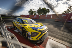 Mitsubishi Motors volta a Curvelo na liderança da Stock Car