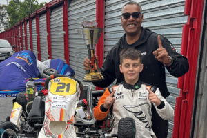 Soberano na chuva, Lorenzo Kuhn faz a pole, vence as três baterias na Granja Viana e fica mais perto da vaga no Mundial Rotax