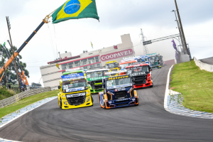 Fórmula Truck testa biodiesel de quatro empresas