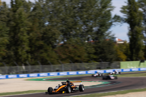 Pedro Lima chega em Monza para última etapa da Euro4 Championship em Monza