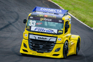Joãozinho Santa Helena domina o 1º dia de treinos da Fórmula Truck em Porto Alegre
