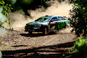 Corrida em Severiano de Almeida consagra os campeões do Brasileiro de Rally