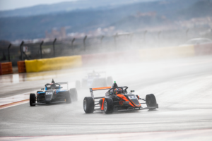 Pedro Lima repete quarto lugar na F4 Winter Series em Aragon