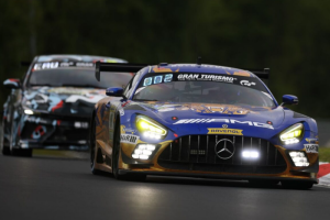 Mercedes-AMG volta a vencer em Nürburgring após 10 anos em corrida marcada por reviravolta