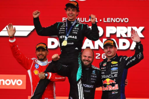 Antonelli vence no Canadá e se torna o primeiro piloto da história a ganhar suas quatro primeiras corridas seguidas na F1
