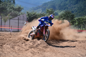 Brasileiro de Enduro: Vitória do Team Rinaldi mais uma vez na geral Elite, com Camilo Herrera