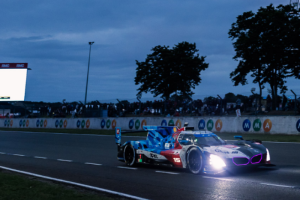 BMW conquista a pole nas 24 Horas de Le Mans após punição à Cadillac; brasileiro Felipe Derani larga em 7º