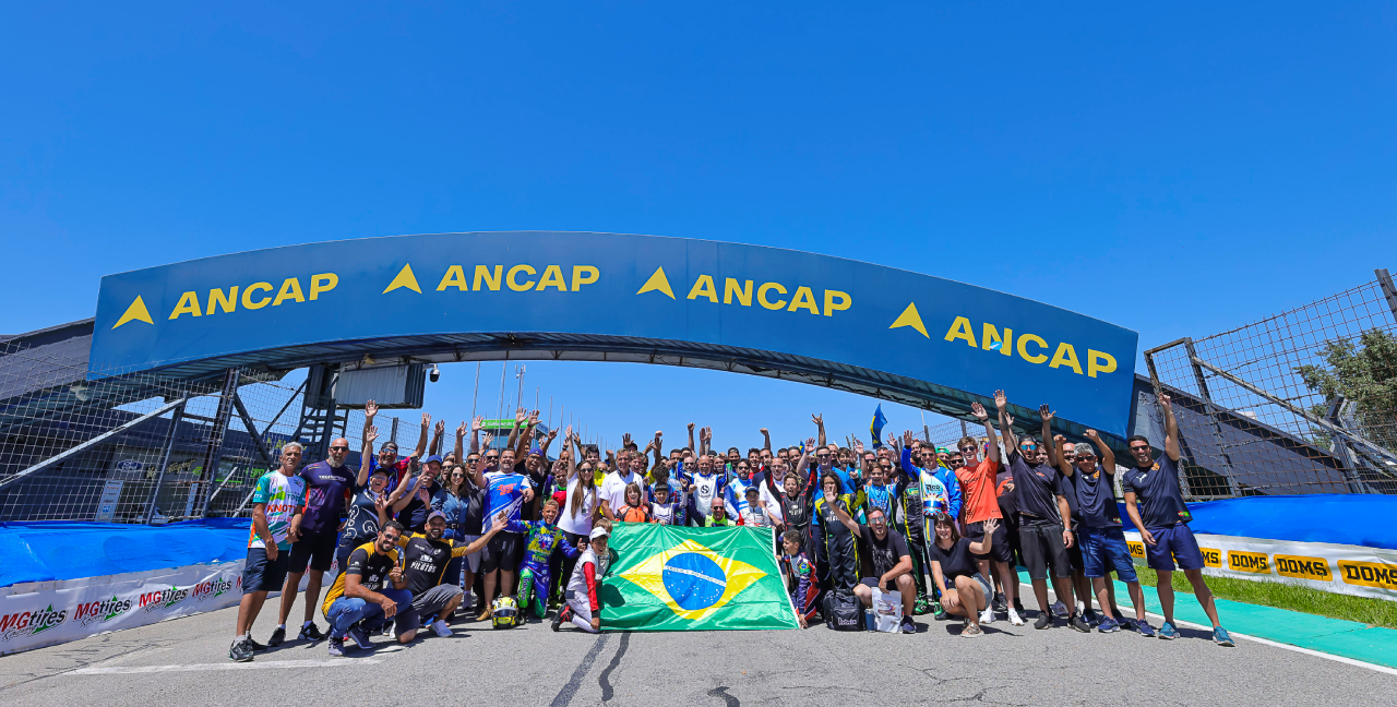 Com apoio da FIA, Brasil ...