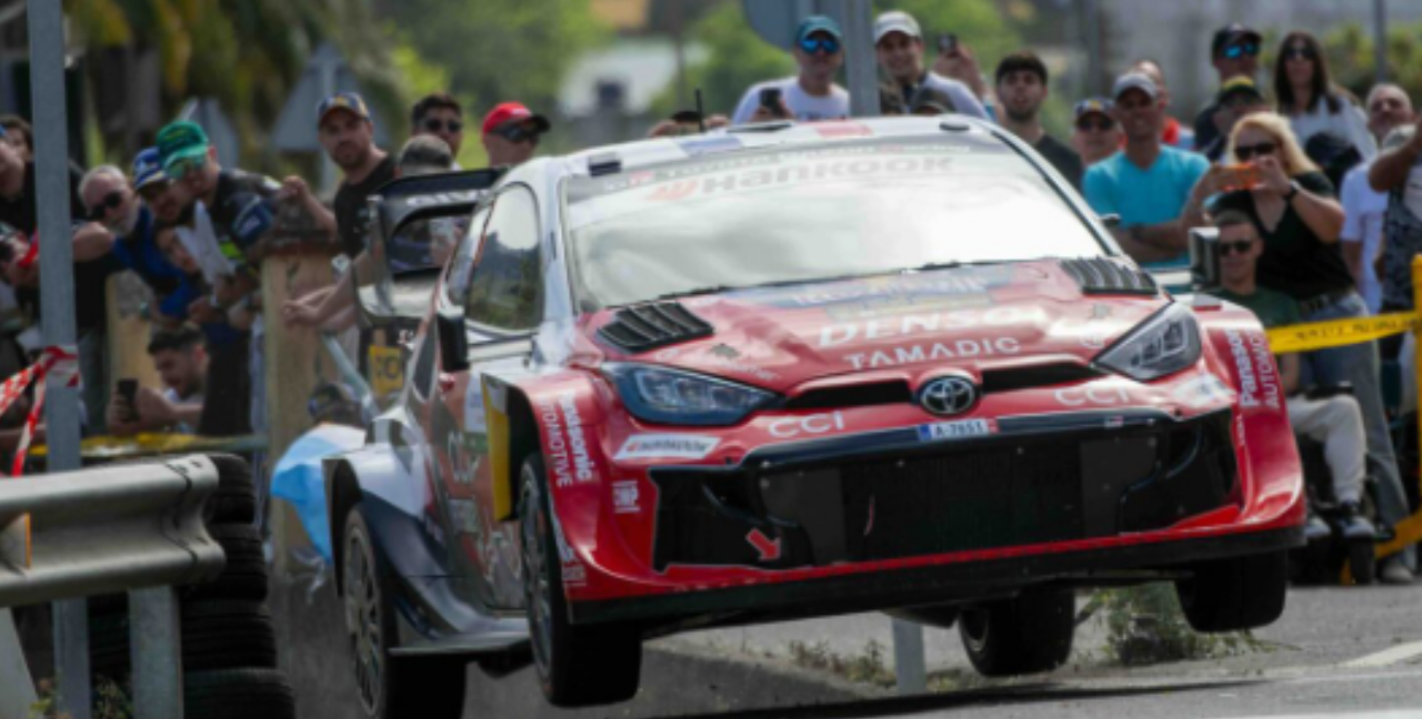 Ogier segura Solberg por ...