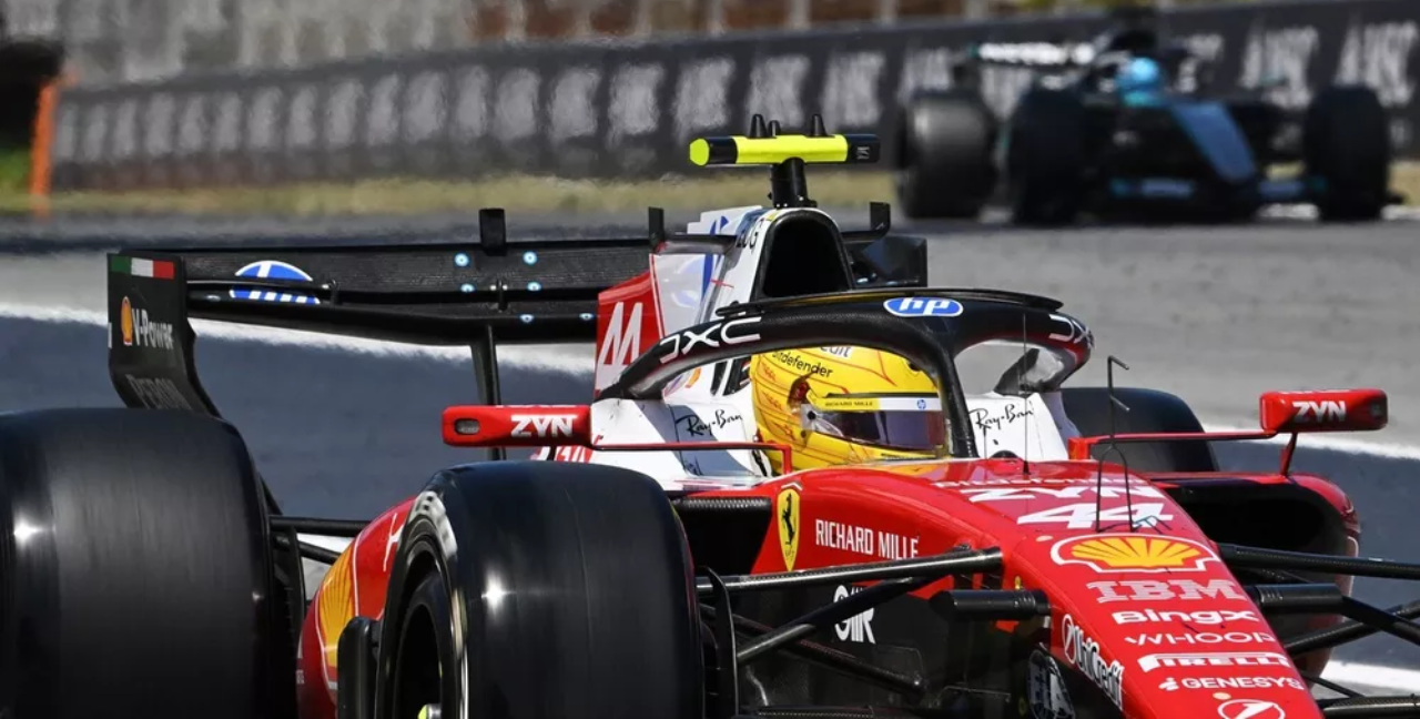 Ferrari estreia atualizaç...